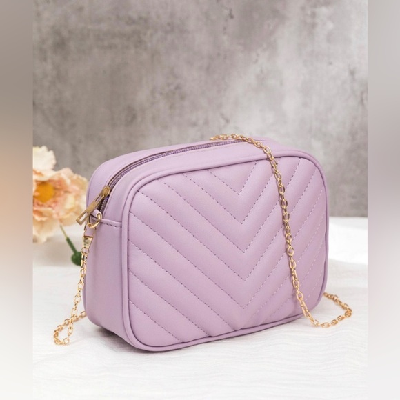 ❤️Lavender Quilted Chevron Chain Crossbody Purse - Picture 3 of 5